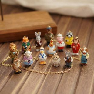 Cartoon Little Animal Piggy Chef Lion Teacher Little Bear Police Pendant
