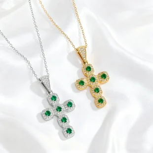 Titanium steel full diamond cross pendant necklace for women, simple and versatile zircon
