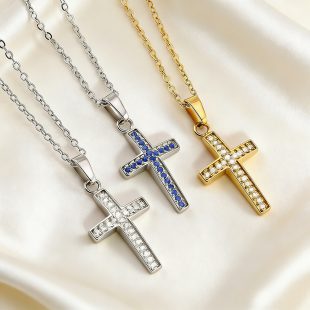 Titanium Steel Cross Necklace with Diamond Inlay, Women's Light Luxury and Niche High-End Chain Jewelry