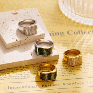 Hip hop trend, titanium steel full diamond ring, light luxury design, 18k gold plated men's ring and bracelet wholesale