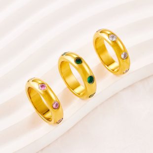INS popular stainless steel ring with diamond curved surface, retro emerald inlaid zircon titanium steel ring